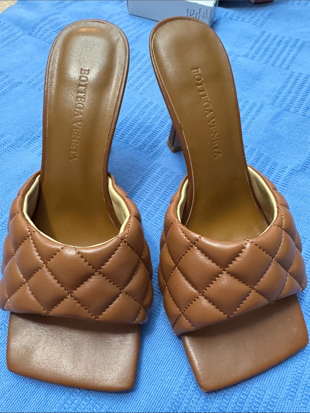 SZ 39 Bottega Veneta Brown Quilted Leather Lido Slide Sandals Size 39